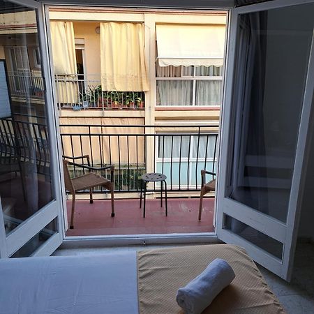 Hotel Castella โยเรตเดมาร์ ภายนอก รูปภาพ