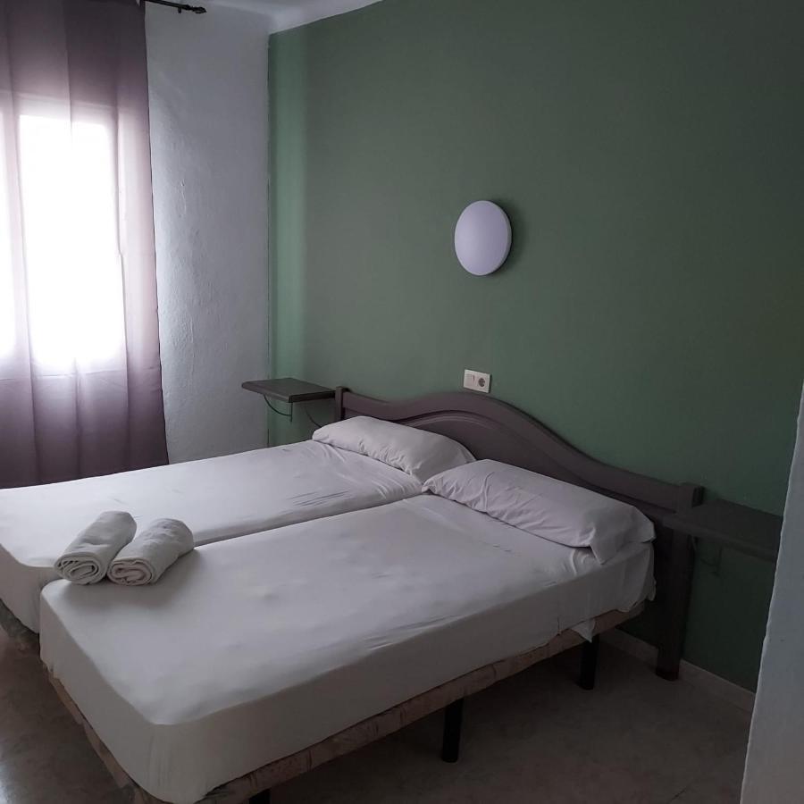 Hotel Castella โยเรตเดมาร์ ภายนอก รูปภาพ