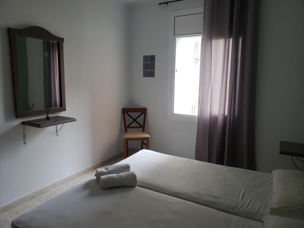 Hotel Castella โยเรตเดมาร์ ห้อง รูปภาพ