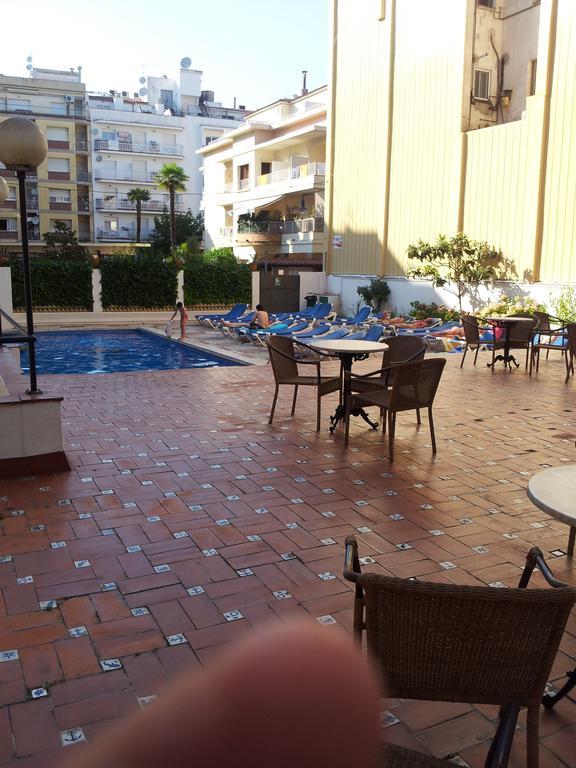 Hotel Castella โยเรตเดมาร์ ภายนอก รูปภาพ