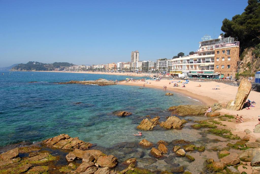 Hotel Castella โยเรตเดมาร์ ภายนอก รูปภาพ