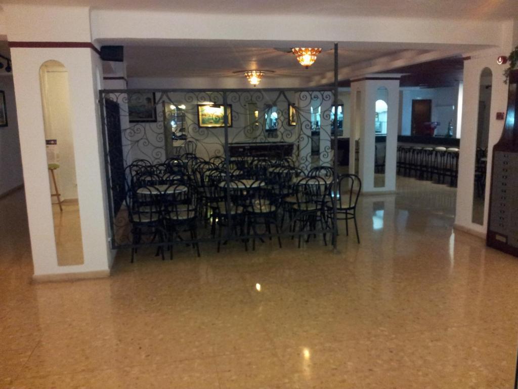 Hotel Castella โยเรตเดมาร์ ภายนอก รูปภาพ